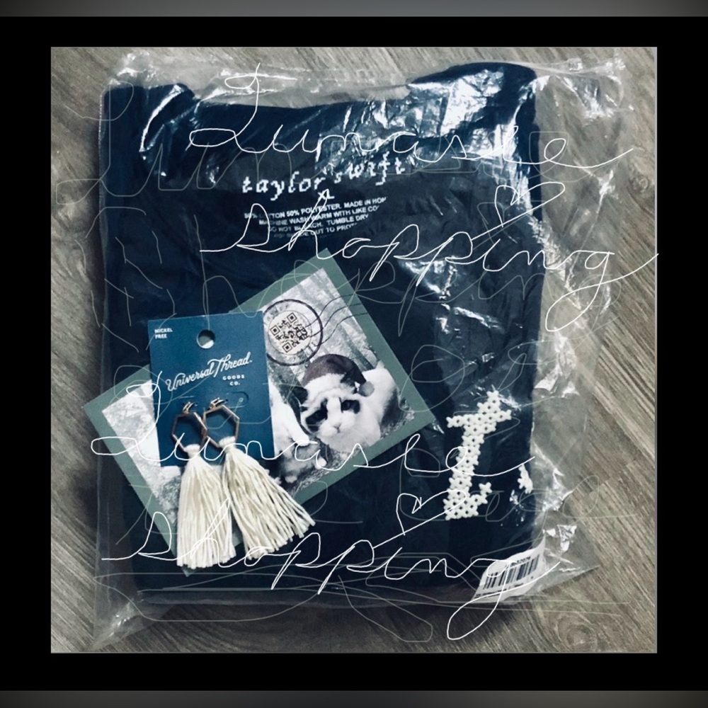 Copy; Taylor Swift Holiday Sweater; NIB